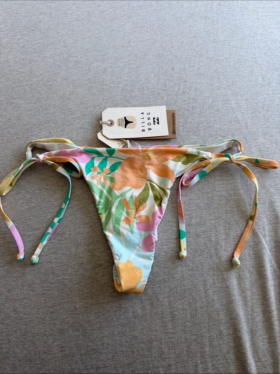 Billabong Other - NWT Billabong Bikini Bottoms